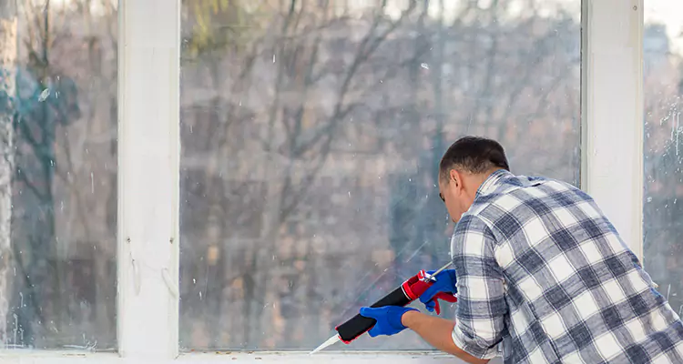 Quality Sliding Shower Door Repair for Closing Issues in Jacksonville Beach, FL